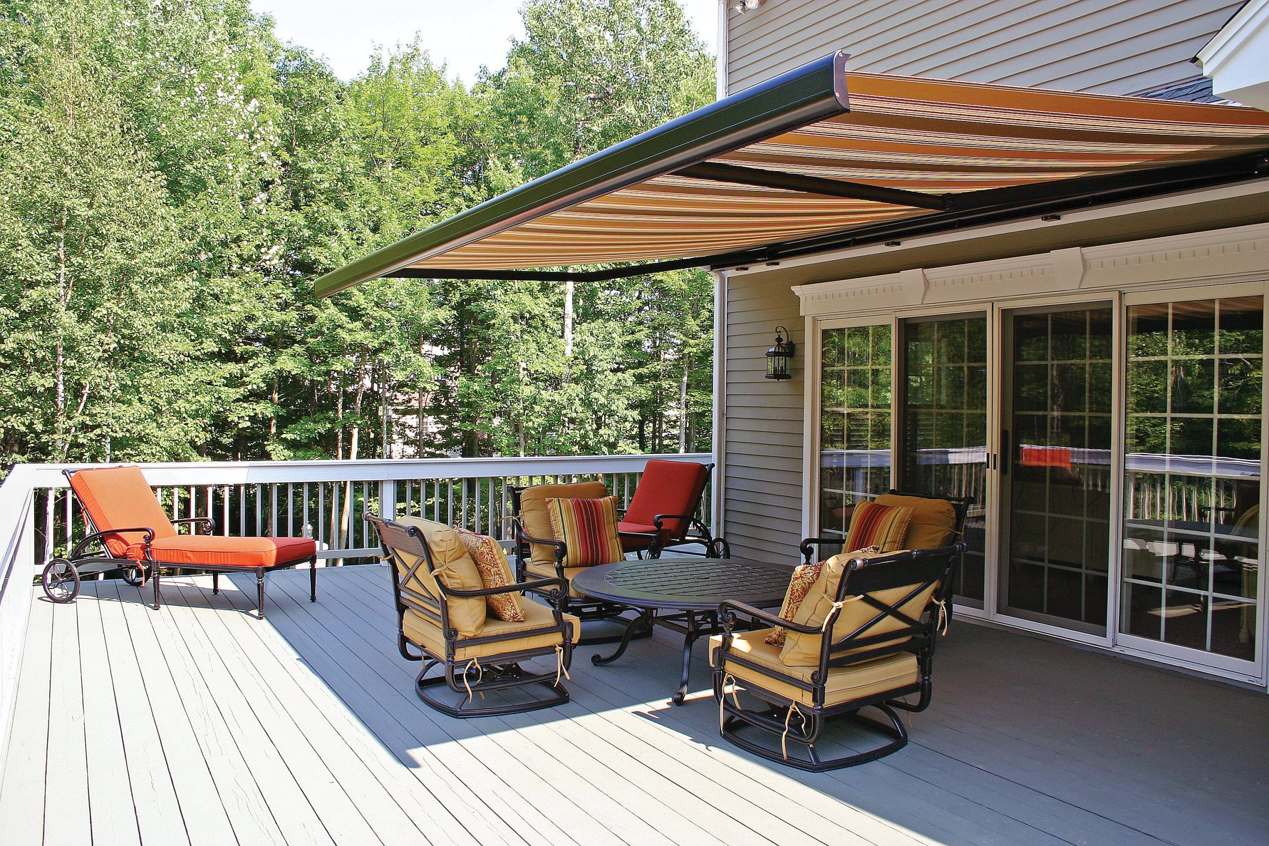 Outdoor Roman Shades in Rogue Valley